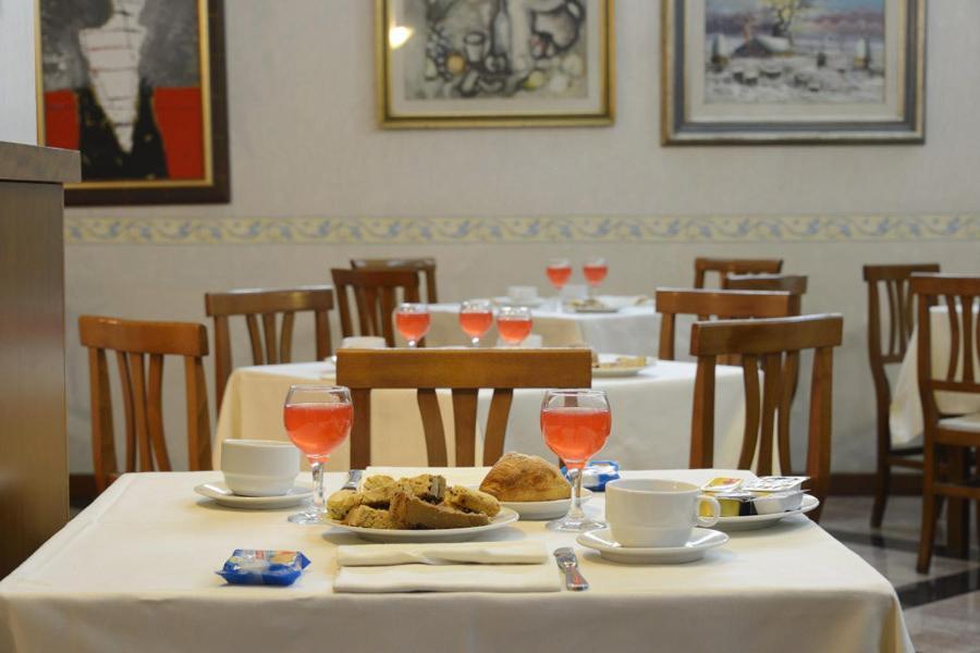 Hotel Europa Норчія Екстер'єр фото